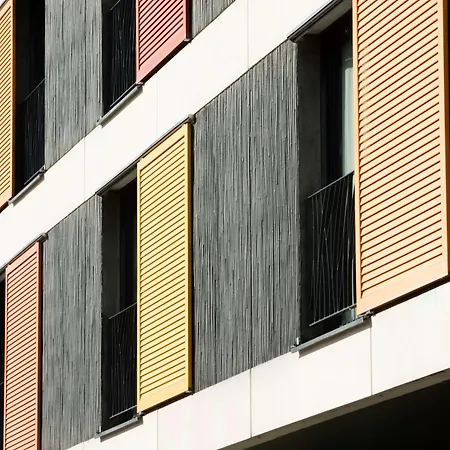 Western De La Regate Nantes