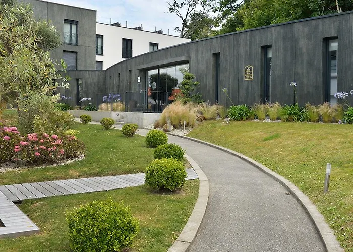 Hotel Western De La Regate-erdre 4*