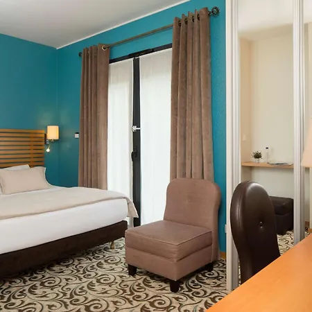 Hotel Western De La Regate-erdre 4*